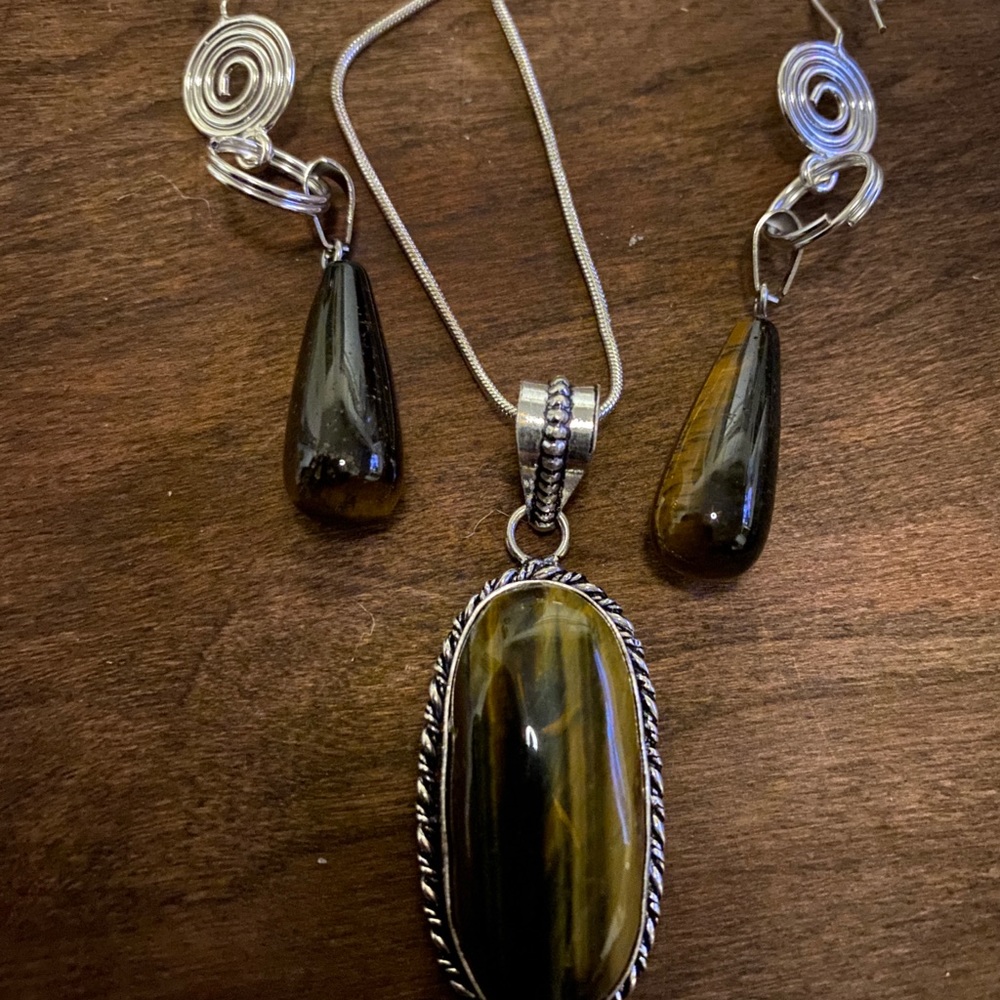 Gorgeous Tiger’s Eye Set